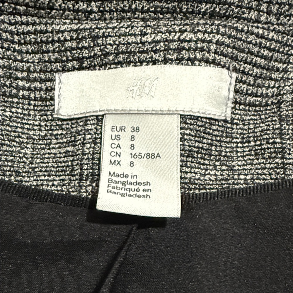H&M Classic Black and Gray Blazer - Picture 10 of 11